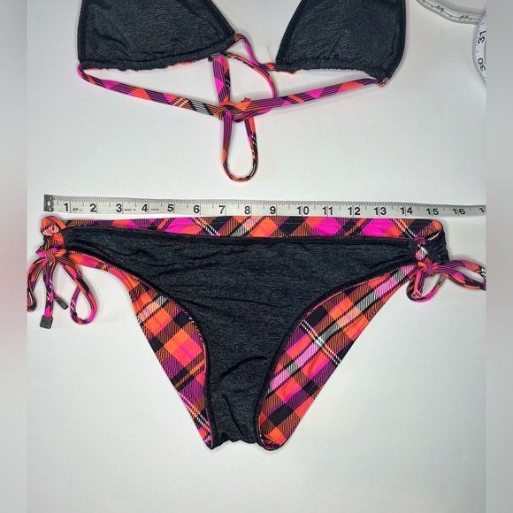 Oakley Women’s Reversible Two Piece Bikini - Picture 4 of 4